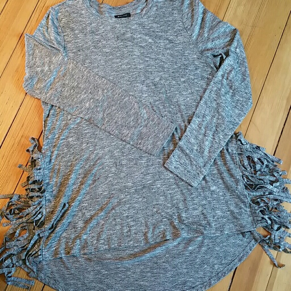 Not Listed Tops - 💟Nearly New💟 Cotton Tunic With Cute Fringe